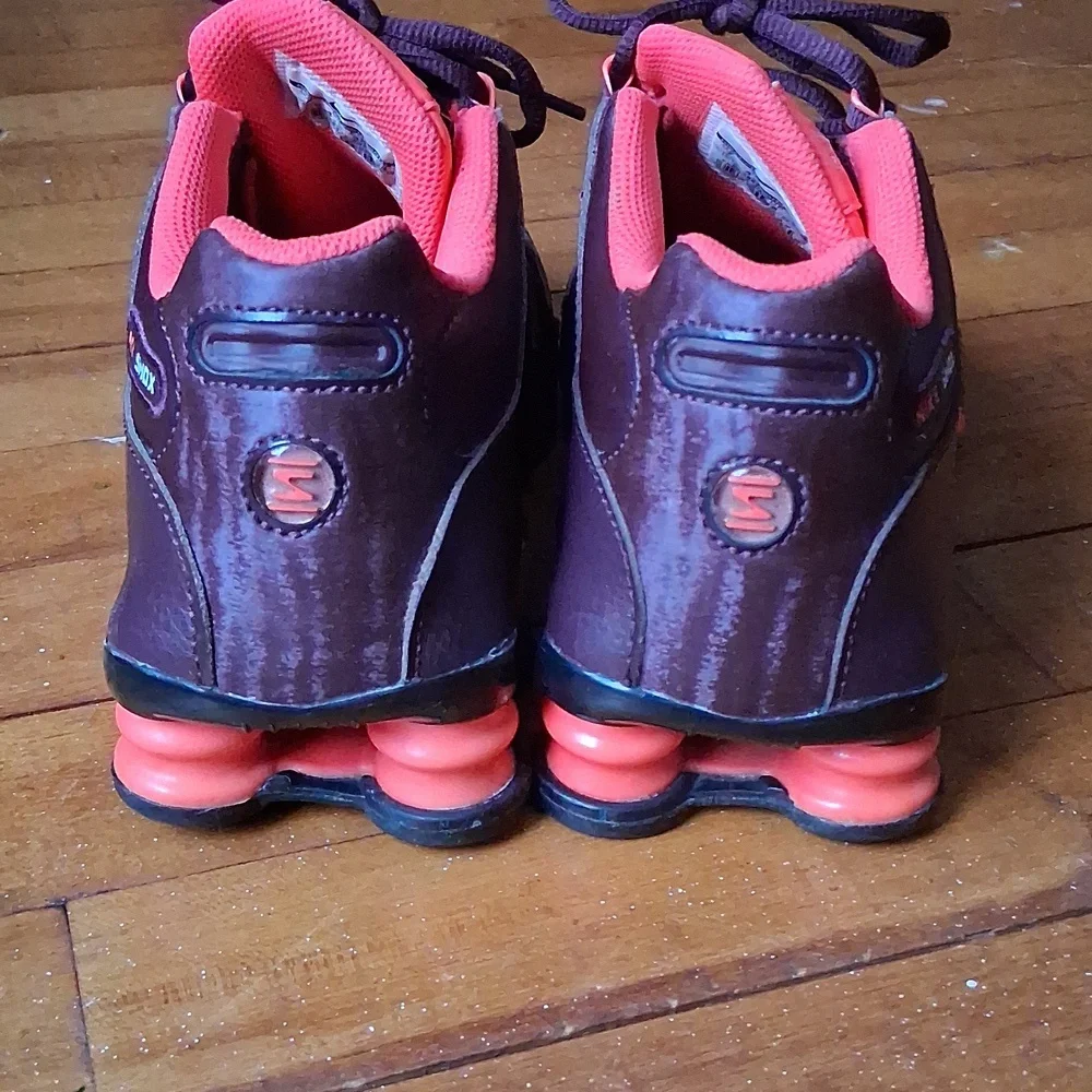 Nike Shox Size 7 - Picture 4 of 10